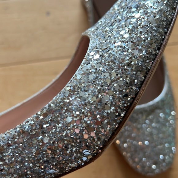 Kate Spade Dolores Silver Glitter Pumps - Gently worn, great condition! - Picture 5 of 6